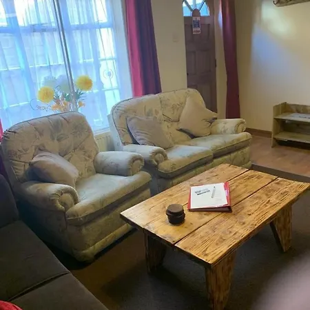 Awd Tuts 17th Century By The Harbour