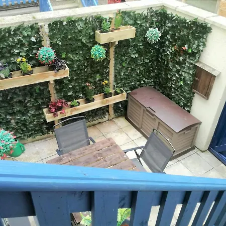 Awd Tuts 17th Century By The Harbour 펜션