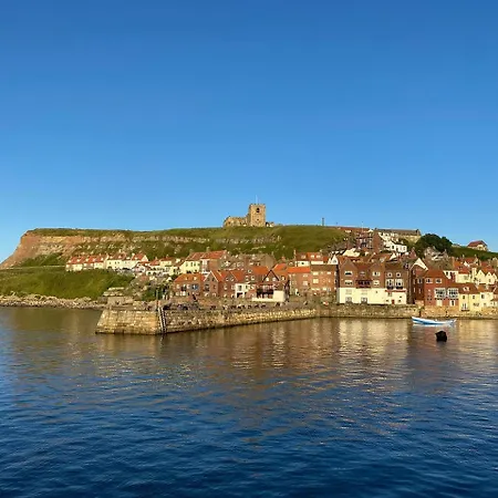 Nyaraló Awd Tuts 17th Century By The Harbour *