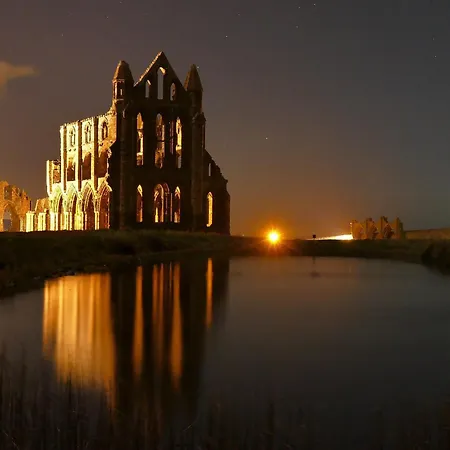 Awd Tuts 17th Century By The Harbour 度假居 *