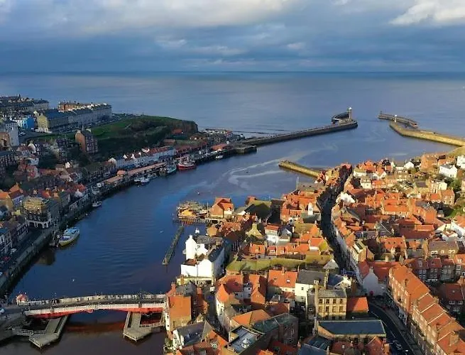 بيت للعطل Awd Tuts 17th Century By The Harbour *