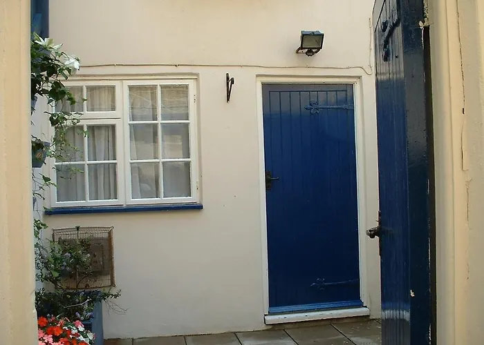 Awd Tuts 17th Century By The Harbour بيت للعطل