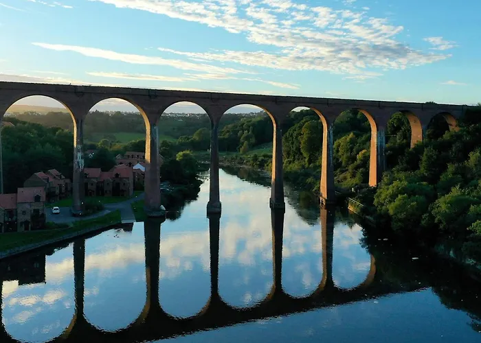 Awd Tuts 17th Century By The Harbour * ويتبي